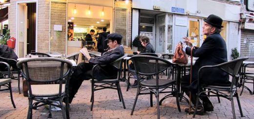 Mendy Cahan und Gershon Waiserfirer in "The Colonist"