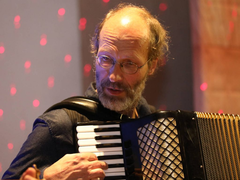 Konzert mit Flüchtlingen, Caritas