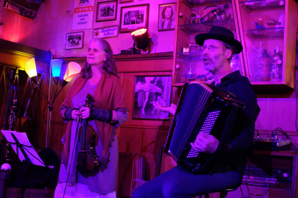 Tangoyim im Weißen Holunder, 21.11.21